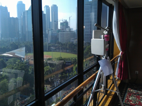 Dari Lantai 10 image